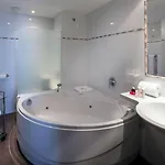 Hotel Bw Premier Collection Mondial 4*
