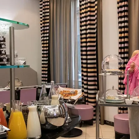 Hotel Bw Premier Collection Mondial 4*