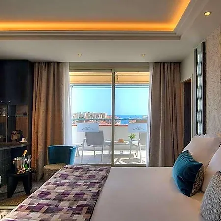 Hotel Bw Premier Collection Mondial 4*
