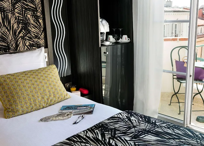 Bw Premier Collection Mondial Hotel 4*