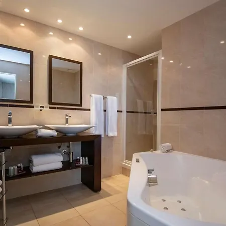 Bw Premier Collection Mondial Hotel